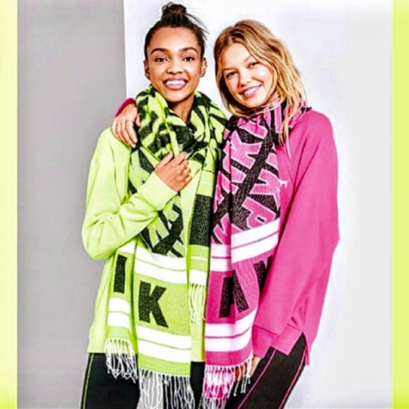 PINK VS BLANKET SCARF - Picture 3 of 7